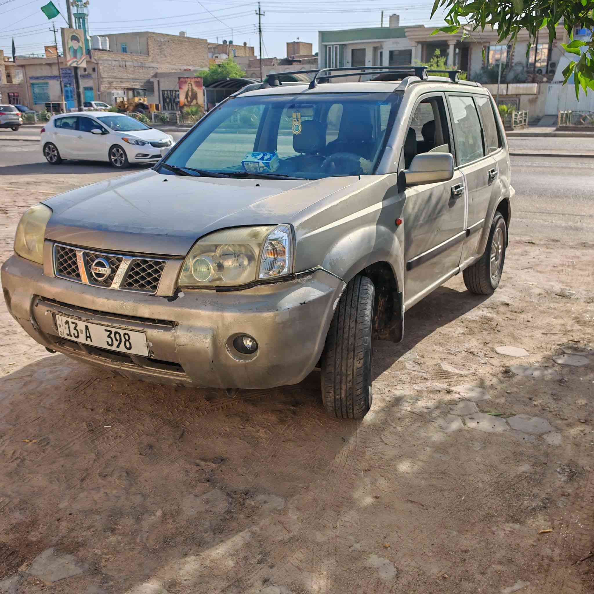 السلام عليكم نيسان اكس تريل  فور ويل 2007 مكينة بيهة تنقيص ولكير  مرات اول ماتشتغل يبوش D مو دائمن وين ماتريد روح بيهة ... حدادية جديدة هسة مسويهة وباتري جديد أي عطل مابيه صارلهه سنين عندي على هاي الحالة وحتى ما ماخذهة شايفين كيرهة ومكينتهة .. دخان مابيهة مكينتهة 2500 بس عوزهة ترتيب جاردة السيارة مثل ما واضحة بل صور وهذا صوت لمكينة بل فيديو مكينتهه كلش ناعمه .. السنويه 2030 وهزة جديده بأسمي  
سعرهة 45 وبيهة مجال ليريدهة يتصل ***********
