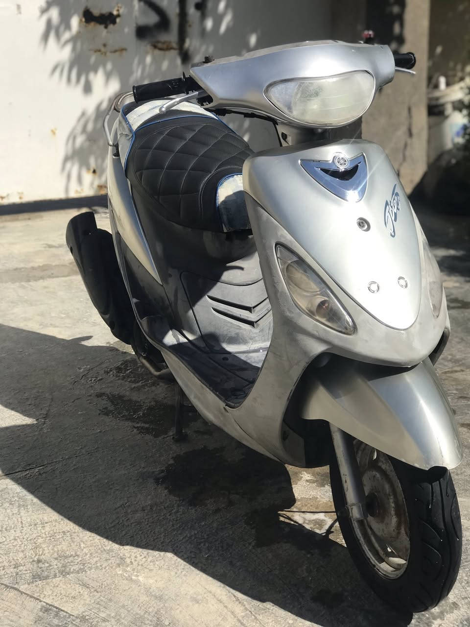 سلام عليكم ماكس منغولي للبيع الدراجه مرتبه  شلعه معدل بيه كشن اربعه ولف وصلانصه اف ام داخل مولح اشاير هورن  كله شغاله نكره سلف سعر ٥٧٥ وبيه مجال مكاني سده الهنديه. ***********
