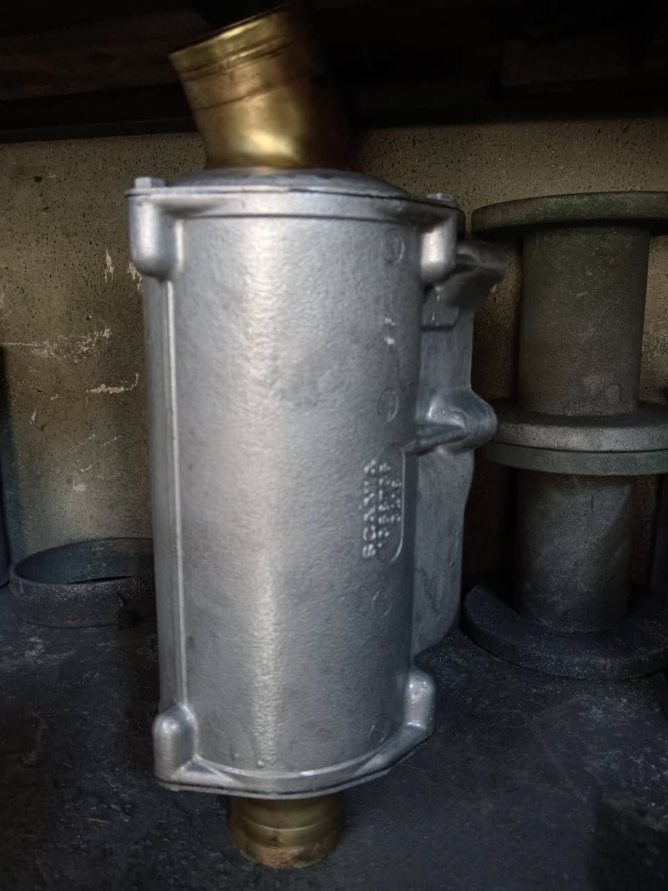 خدمات عدي لتصليح وتشيش البرادات والراديترات بانسب الاسعار نشتغل كافه المحافضات العنوان موصل الايسر كوكجلي مجمع حي القيوم للتواصل ***********
