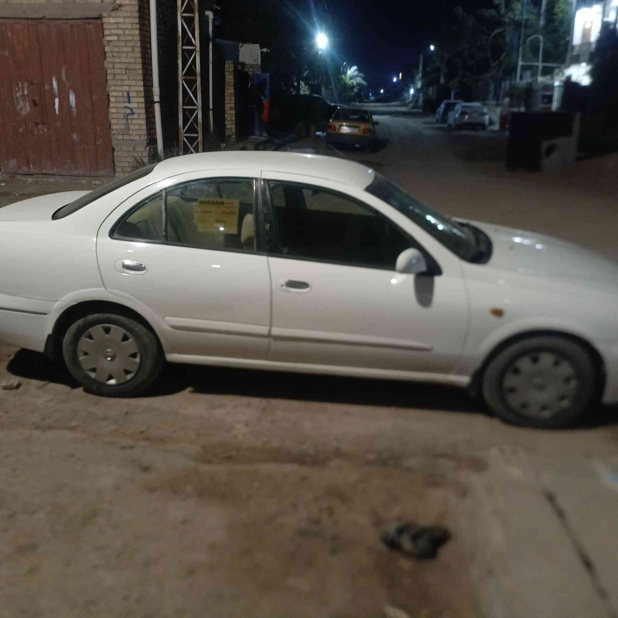 سلام عليكم نيسان سني ياباني 2009 قبق اسود كير اوتو السياره مصبوغه عام بدون دواخل سعر80مكان سياره ابوغريب قرب معمل حليب بلادي اتصل رقم ***********
