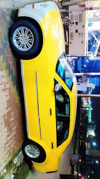 السلام عليكم أوباما موديل 2010  رقم ميسان مميز  جديد تحويل ثاني يوم مكينه كير خير من يم الله سياره بيه خشم جاملغ امامي وحافه البنيد حداديه جديده طخم   تاير جديد سياره مصفره هيئة وغرامات باتري جديد تبريد منضومه جديده تدفئه شغاله صبغه جديده مكان سياره بالعمارة اي استفسار على هذا رقم ***********
السعر 115 بيه مجال مو شراي لا يكسر بحلال العالم
