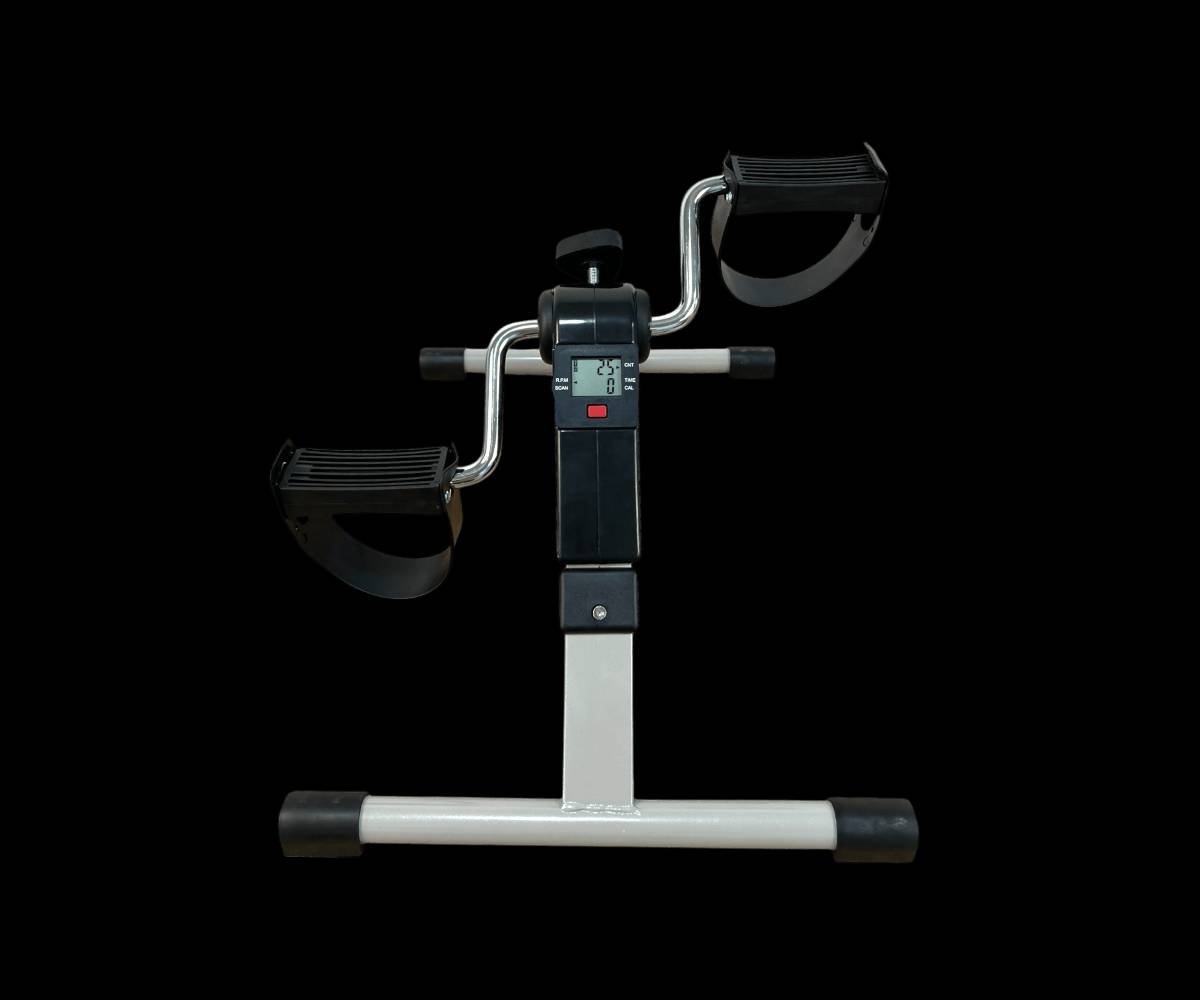 لربات المنزل الي ما يكدرون يتحركون

ولكبار السن لتنشيط الدورة الدموية وعلاج الام الركبة ومفاصل اليدين 🧓🏽👴🏼

و الملزمين بممارسة العلاج الطبيعي

وفرنالكم للتمرين 🔥🔥

دواسة تمرين صغيرة محمولة قابلة للطي

✨ شاشة عرض LCD‏

✨ تتميز لتمرين الساق والذراع تمرينا متخصصًا منخفض التأثير أثناء العلاج الطبيعي

✨ زيادة تدفق الدم أثناء الجلوس لفترة طويله

✨ توفر الدعم المفاصل الركبة وأسفل الساق والوركين

✨ تقلل من خطر المعاناة من آلام المفاصل

✨ تصميم الدواسات مقاوم للانزلاق

✨ يساعد في إنقاص الوزن.

✨ يحتوي شاشة لعرض عدد اللفات او الوقت والسعرات الي حرقتها

✨ يحتوي مستويات حركة لتحكم بقوة البدالات ازا بدنا الحركة تكون سلسة او نبذل جهد اقوى في الحركة
يله شمنتضر 