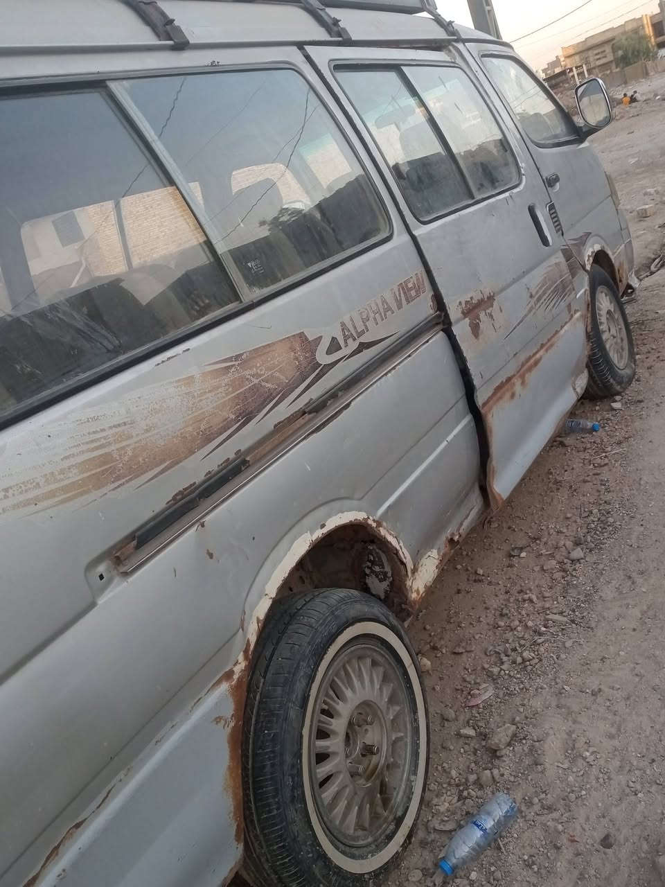 سلام عليكم فوتون للبيع مكان بابل قرب جسر بته السعر 25وبيه مجال حك الجيه*********** الدوشمه جديد شهرين من مسويهن
