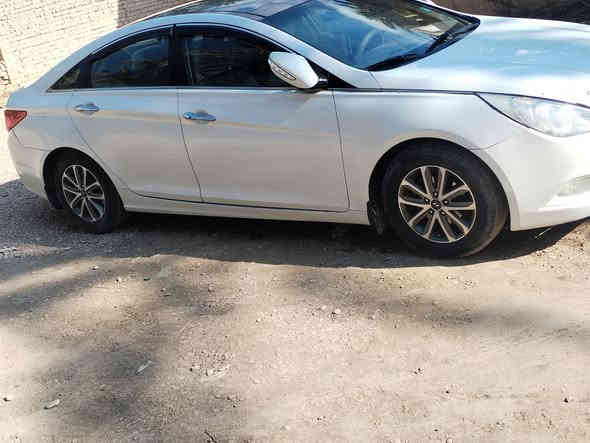 سوناتا موديل 11خليجي اعله فأه مفواله
مراوس ترهم اوطي فرق
سياره ٣قطع تبديل بيه
كير مكفول
حداديه مكفوله
مكينه مفتوحه
كهربائيات كله شغاله
تبريد شغال
تدفئه شغاله
اي استفسار اتصل
***********
***********
