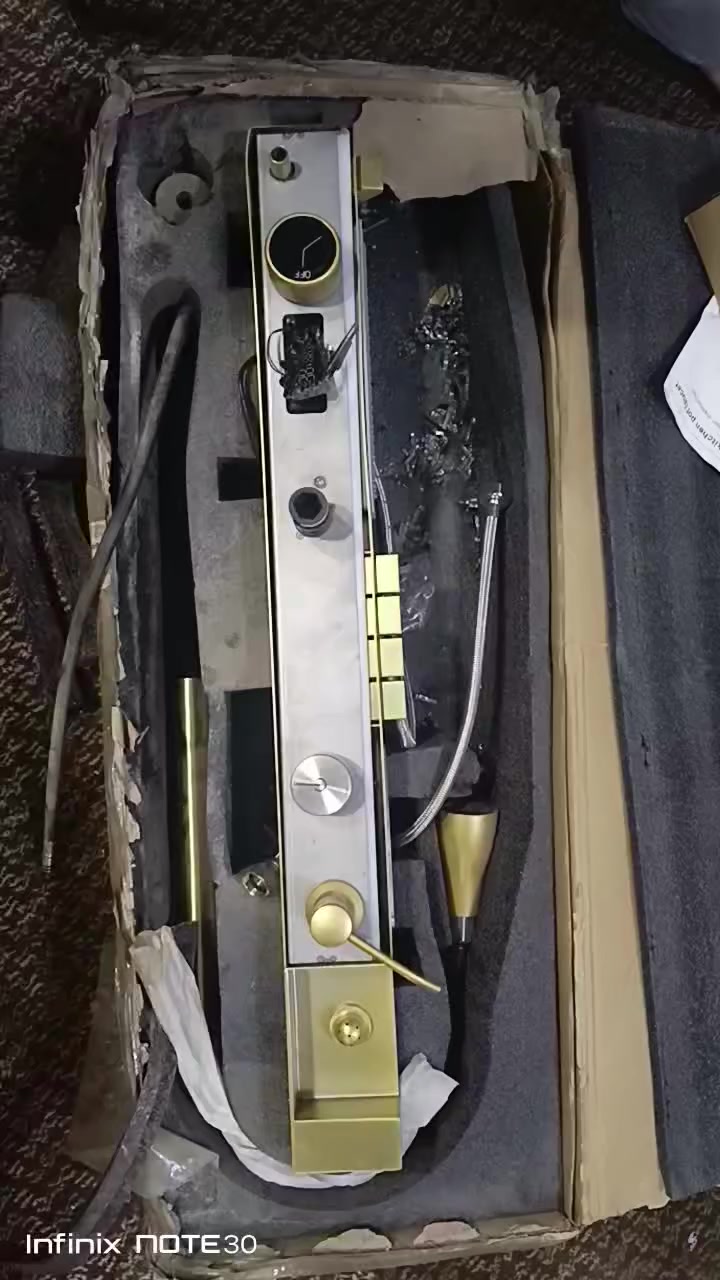 السلام عليكم خلاط سنك احترافي كامل التفاصيل بالفيديو اليعجبة يتفضل خاص ويدلل


**إذا كنت صاحب هذا الإعلان وتريد حذفه لأي سبب، رجاءا أرسل رسالة إلى الدعم الفني**