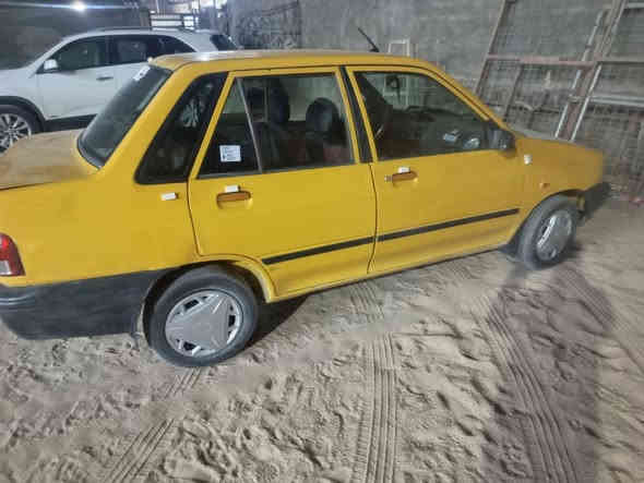 يالله السلام عليكم سايبه البيع مديل 2012 كفاله كشر ومحرك تحويل ثاني يوم لوحات نكليزي مصفره هيه وغرمات السعر 30وبيه مجال قليلل الرقم ***********
