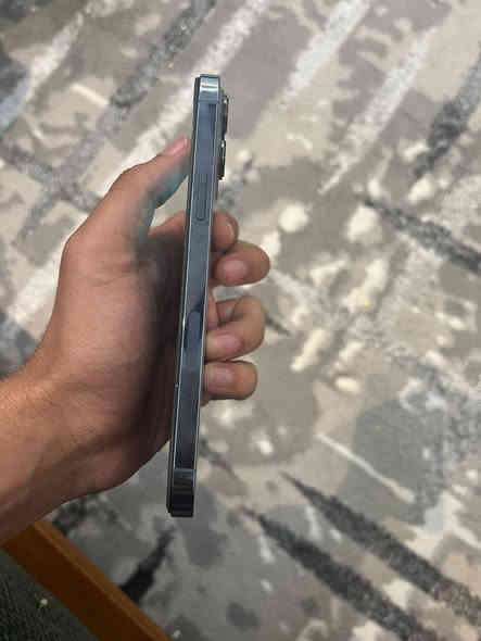 السلام عليكم 
جهاز ايفون 13 برو ماكس
لون بحري
ذاكره 256
بطارية 84
مبدل شاشه نوعيه جيده
ما بيه اي شخط
كلشي شغال
*********** - ***********
السعر 550
مكاني بغداد الزعفرانية
