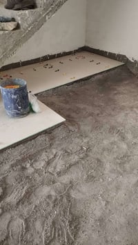 تركيب سيراميك • سيراميك جداري وأرضي • شغل درجه اولى