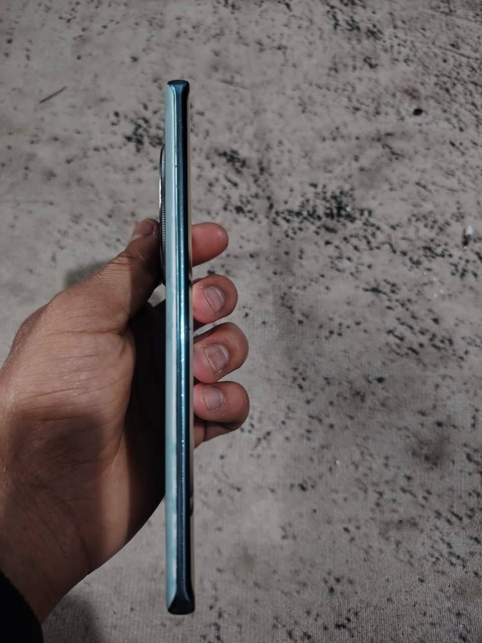 سلام عليكم هونر اكس 9c عشوائي 12 جهاز بي هاي الفطور الي بشاشه وشخوط تكدر تبدل كلاسه سعرها ٣٥ وكاله سعر الجهاز 200 الف وبي مجال بسيط مع كفرين هديه مكاني بغداد جسر ديالى القديم ***********
