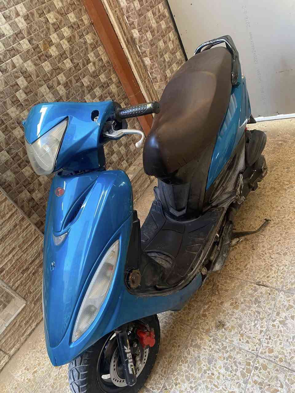 للبيع كامكو g4 دراجه نضيفه كلش مفتوحه فقط زنجيل مبدل الدراجه تشتغل سلف هندر
كهربائيات كلهه شغاله بريكات شلعه معدل الدراجه كامله 
السعر 375وبيها مجال قليل مكاني كوفه حي ميسان ***********
