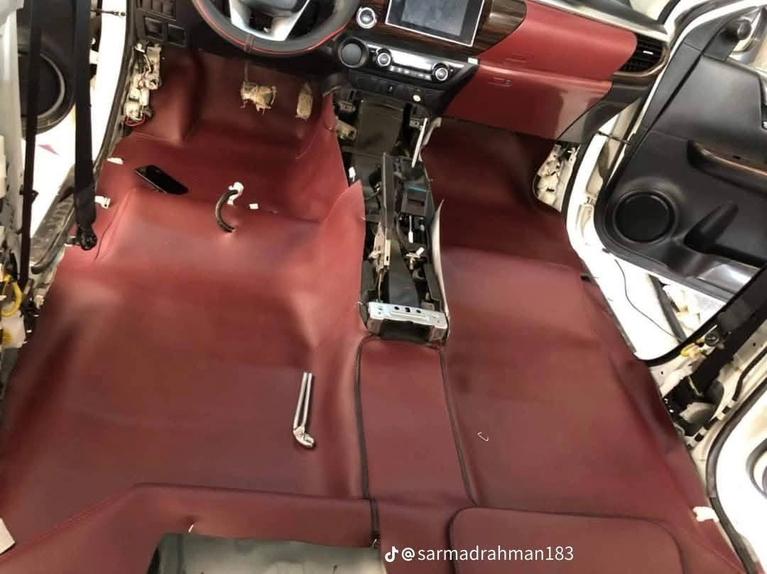 تغليف ارضية 25الف فقط جلد هندي مبطن العنوان موصل حي المالية قرب مدرسة القبس ***********
