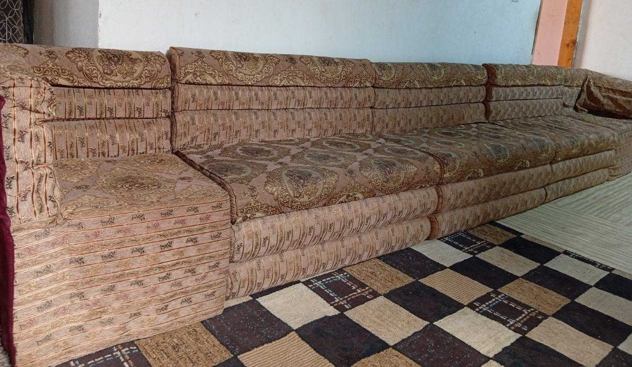 قنفات ديوان 5 قطع  مستخدم ب 60 الف وبيهن مجال قليل  مكان البصره


**إذا كنت صاحب هذا الإعلان وتريد حذفه لأي سبب، رجاءا أرسل رسالة إلى الدعم الفني**