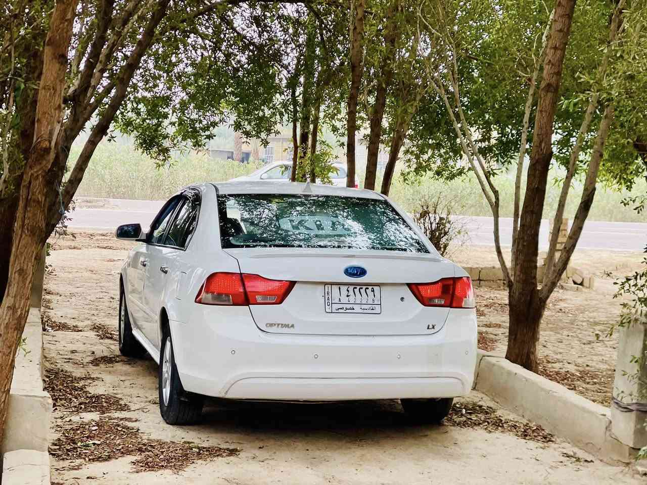 السلام عليكم 
كيه اوبتمه موديل 2009 خليجي مكينه 2000 دوش 
رقم قادسيه الماني 
بيهاا شبرين صبغ بل جاملغ المامي فقط بدون دواخل والباقي كفاله شرط للفحص والسونار 
السياره جديده وجهازه من حداديه تخم تاير 
السعر 120 وبيهااا مجال 
العنوان بابل شوملي الانتصال والاستفسار ***********
