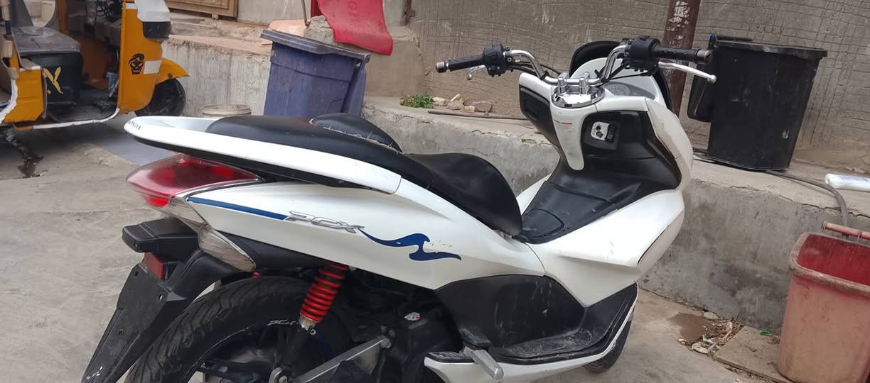 دراجه للبيع او مراوس بوليسي بعقوبة فلكه الامين تفاصيل الاتصال ***********
