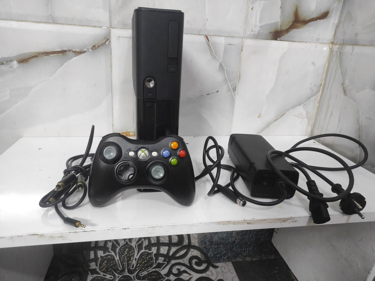 السلام عليكم اكس بوكس 360 سوبر سلم الجهاز نضيف وشغال جوستك اصليه محدثه على الباتري محوله الاصليه ام المروحه وكيبلات اصليه الجهاز كلشي مامبدل بي كله نضيف يشغل اقراص بي هارد مساحة250 بي العاب سعره 90 او مراوس بمبايل حسب القناعه مكاني سماوه


**إذا كنت صاحب هذا الإعلان وتريد حذفه لأي سبب، رجاءا أرسل رسالة إلى الدعم الفني**