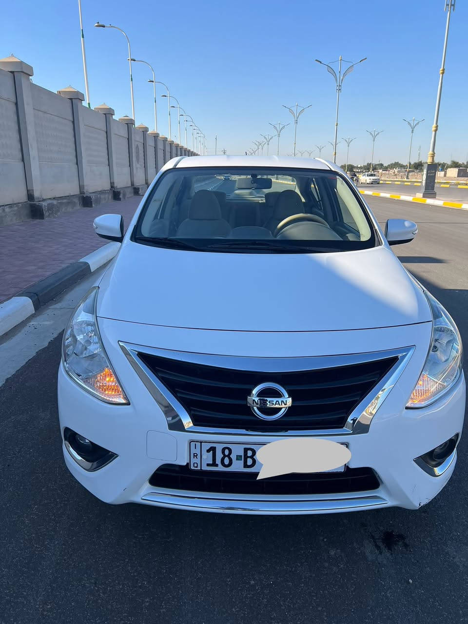 سلام عليكم 
للبيع  نيسان سني ٢٠٢٣ رقم بابل الدولي تحويل مباشر 
مكفوله كفاله عامه من صبغ وضربه وتبديل فقط تكحيل بالدعاميه وكلش جديده السياره استخدام شخصي 
مواصفات فول مال سني 
شاشه وكامره
 اربع جام كهرباء 
تبريد قطعتين
داخل بيجي  
ماشيه 47 الف كيلو 
عنواني كربلاء   
السعر  122 ورقه وبيها مجال 
***********
