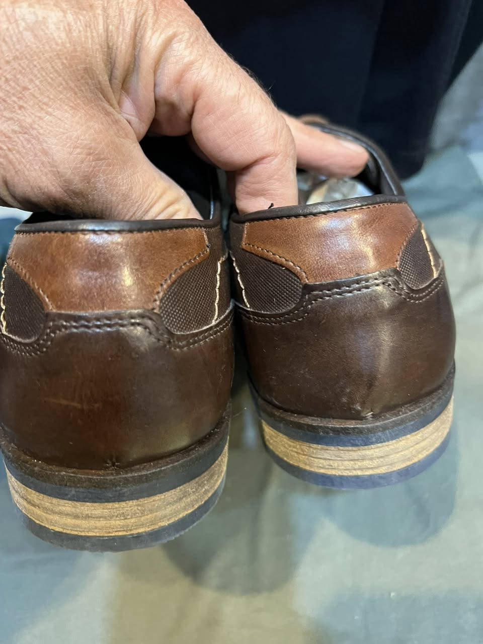 قيلس43
جديد
جلد طبيعي
السعر50
للحجز مراسله لطفاً


**إذا كنت صاحب هذا الإعلان وتريد حذفه لأي سبب، رجاءا أرسل رسالة إلى الدعم الفني**