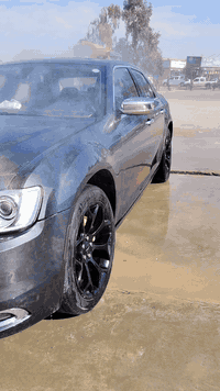 السلام عليكم اوباما2018 فول مواصفات بلاتنيوم أعلى فئى بنوراما سقف كامل   لون رمادي  ادوات كصه جنطه متومه ارقام وسنويه ع رقم شاصي دخول جديد مكينه 3600 كير ماوس شاشه جبيرا كشنات كهرباء تدفئه تبريد سياره جاهزة للأخير كير مكينه حداده تخم تاير ويلكب اصلي 20 تبريد تدفئه جاهزة وبدون اي نقص مكاني كركوك والاطراف ***********
