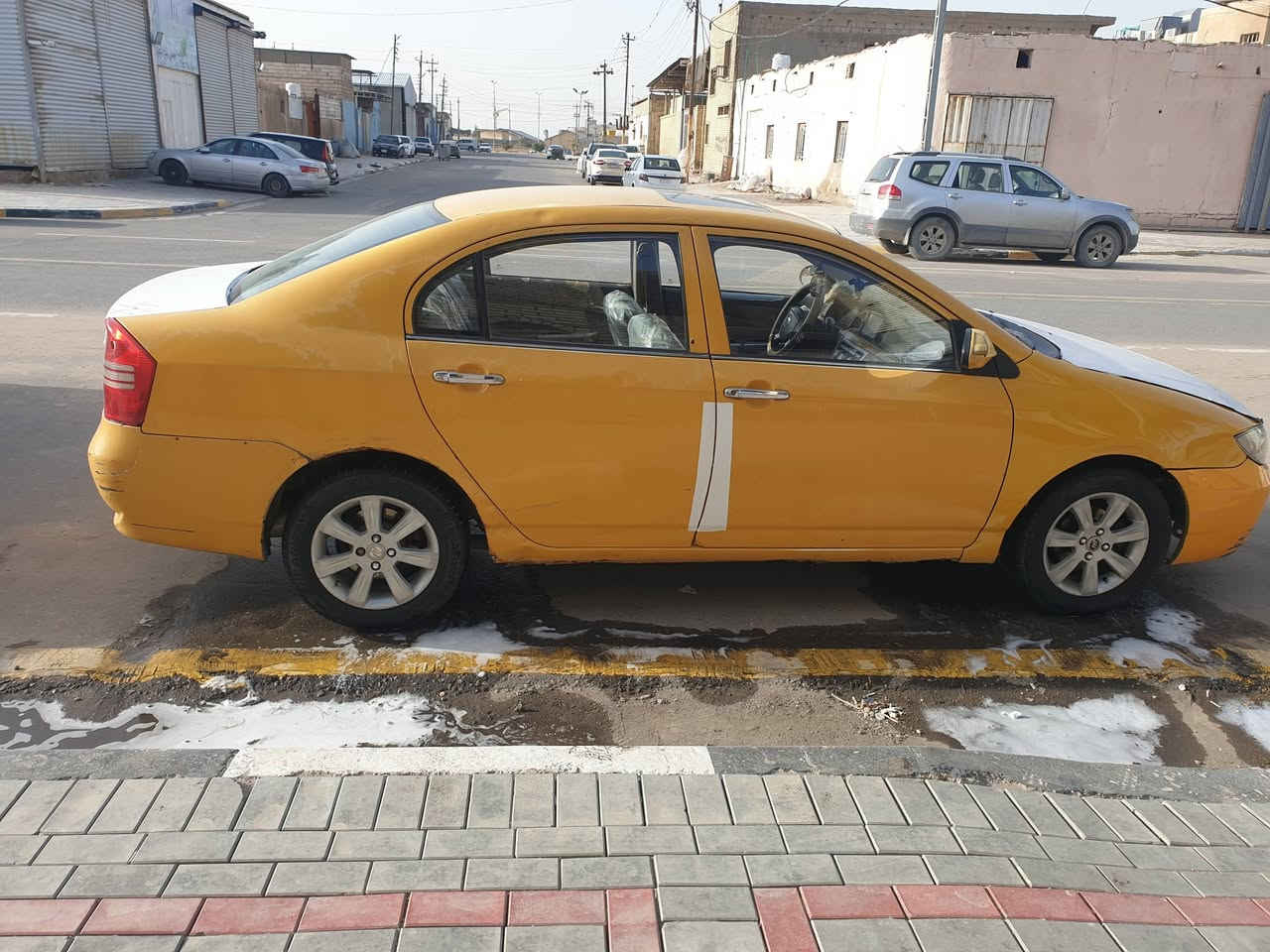 السلام عليكم ليفان صيني محرك كورله 1800محرك لا تبخير لا تنقيص السياره ما ناقصهه اي شي مديل 11 مصفر هيئه غرمات سنويه بسمي تحويل ثان يوم السعر 38وبيهه مجال الشراي مكلف بل نشر الرقم ***********
