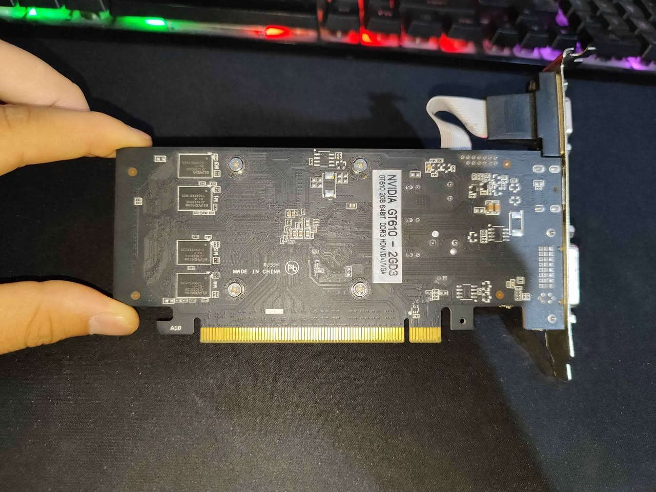 السلام عليكم 
كرت شاشة للبيع gt 610 2gb بغداد, العراق


**إذا كنت صاحب هذا الإعلان وتريد حذفه لأي سبب، رجاءا أرسل رسالة إلى الدعم الفني**