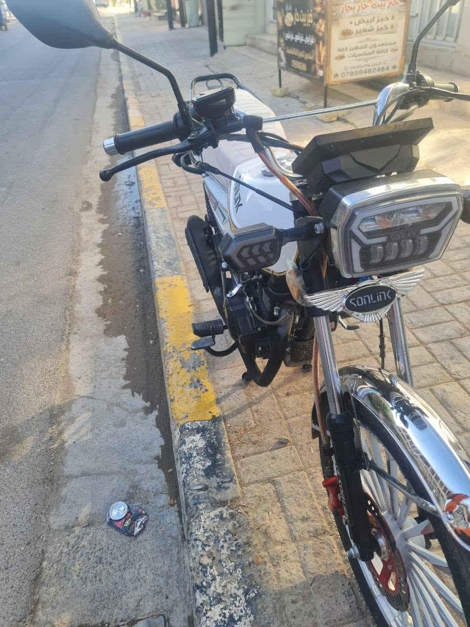 سلام عليكم دراجه ايراني سونك موديل 25 محرك 200 ضاغطه وزنجيل دراجه كفاله عامه كله بيه سويج وبصمه ثنين نضيفه محرك مكفول كهربائيات كله شغاله للبيع ب950 وبيه مجال للشرايه مكاني الدوره مهديه ثاني رقمي ***********
