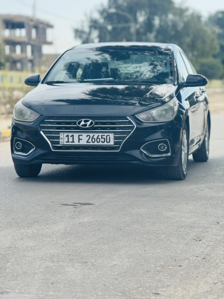 السلام عليكم 
هونداي اكسنت امريكي 2019 
كلين كلين تايتل بدون حادث 
مواصفات نص فول 
 كير ايتي 

1فول تحكم ستيرن 
2شاشه لمس كامره دواره 
3داخل لونين 
حساسات خلفيه 
5جام كهرباء 
6كشافات 
مكينه 1600 GDi
ماشيه 90 حقيقي

السياره بسمي رقم بغداد بدون حادث كلين حداديه وتبريد ومكينه وكير كفاله هزه جديده السياره ع وضع الشركه داخل وخارج بغداد المحموديه السعر 107 مجال بسيط ***********
