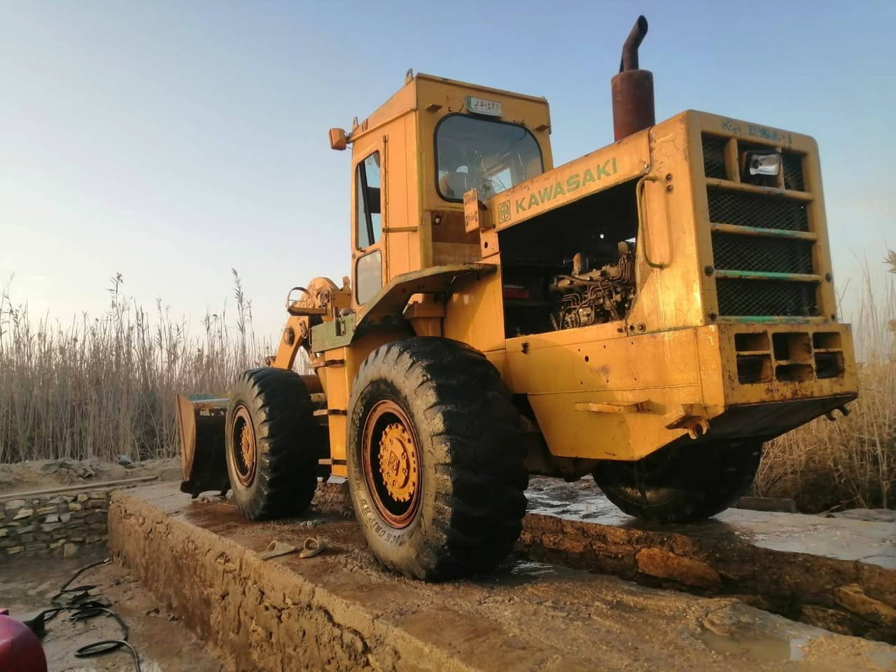 السلام عليكم .شفل كاوسكي 70 دي لبيع موديل 85 وارد اميركي رقم اللماني . مكينه جاهزه للعمل مكانه سماوه  . ***********
