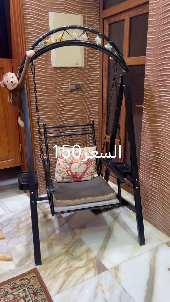 للبيع أغراض بيت جديده
فاترينه او مكتبه اجنبيات عدد ٢،، والاسعار مثبته عليها اسعار نهائيه
ميز منضدي أجنبي والسعر مثبت عليه
مرجوحه اجنبيه تتحمل وزن ١٥٠ ك ( مستخدمه قليل) والسعر مثبت عليها
الاتصال ع *********** واتساب
*********** واتساب
المنصور حي العربي
