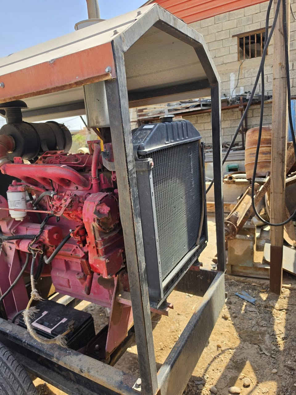 مولدة افيكو للبيع 4سلندر استندر توليد استانفورد 40kvA
***********
