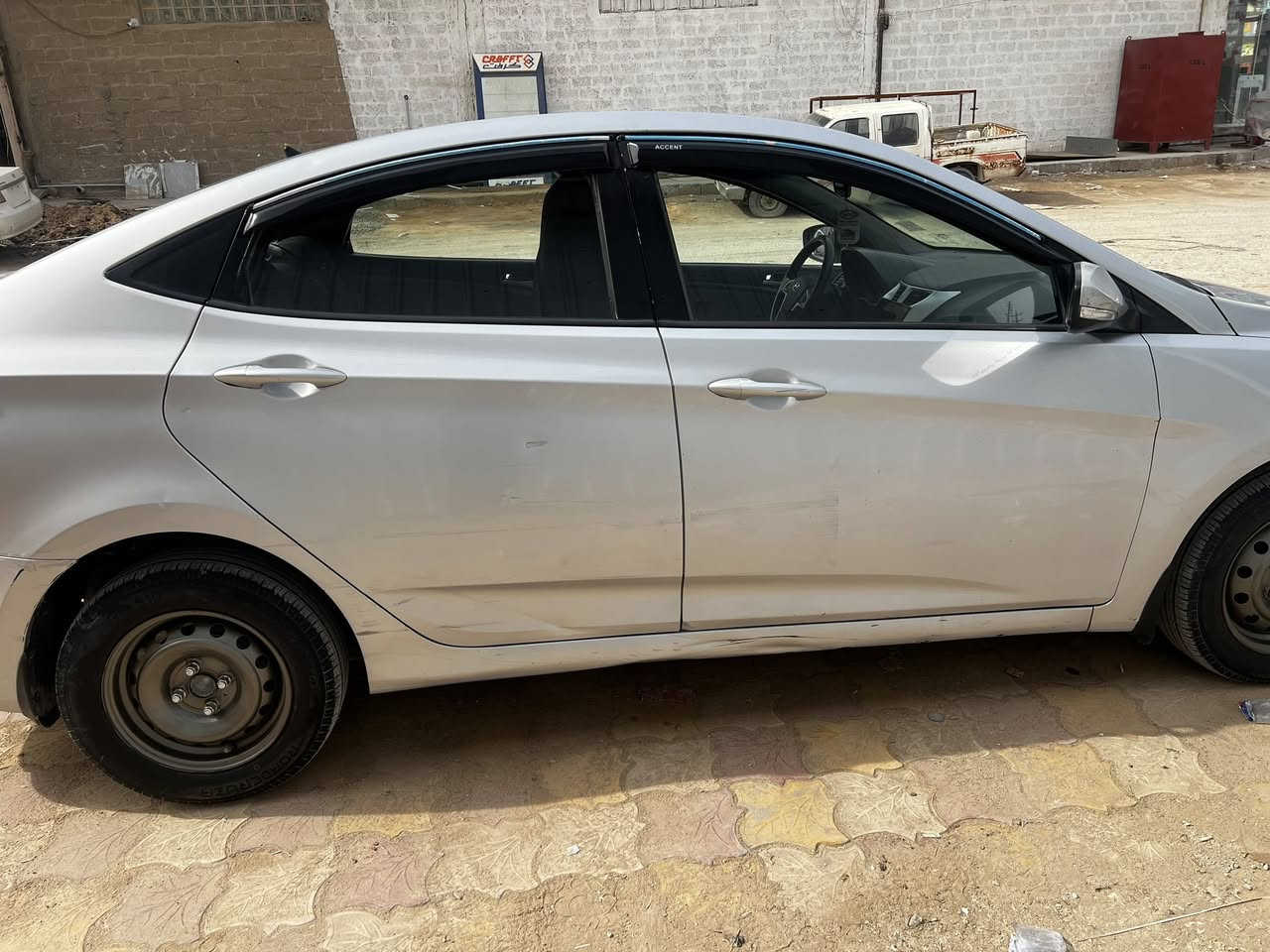 اكسنت ٢٠١٢ خليجي كفاله بيهه فقط قطعه اصليه مبدله جاملخ امامي تبريد  كير مكينه ١٦٠٠ مكفولات وع شرط رقم نجف ومكانهه نجف باسمنه 

٩٠ وبيهه مجال لشراي  خاص لحد يتدخل مكلف اني
للاستفسار 

***********

‭٠٧٨٠ ٥٩٣ ٥٦٨٠‬
