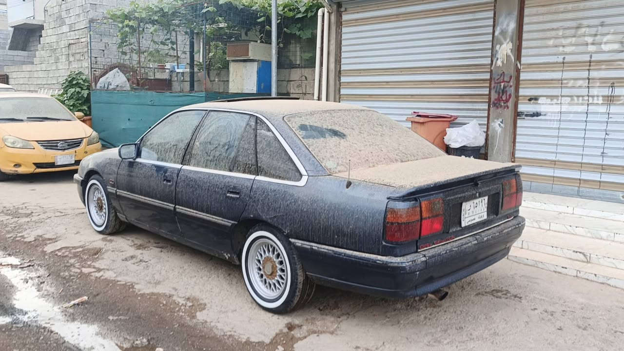 سلام عليكم اوبل سيناتور موديل 1991سياره صارف عليه هواي سياره تخبل كهربائيت كله عل بلاد كير محرك خير من الله دشبول جديد ابطاين جديد مازدات جديد ماسحه مال لايتات جديد عليه زوج زينون أصفر سياره حلوه شرط ترايك بصره تطلع عل دولي 200 تمشي سياره حلوه بدون ضربه صبغ عام جمالية  مكاني كركوك  سنويه عظم عاج شرط تحويل سعر 38بي مجال رقم هاتف ***********
