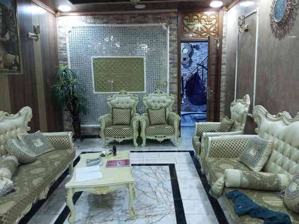 🏠 دار للبيع – ملك صرف
📍 حي العسكري – شارع نضوري
📏 المساحة: 200 متر

✨ مواصفات الدار:
• بناء حديث درجة أولى
• طابقين
• 4 غرف نوم
• استقبال
• هول
• صحيات

💰 السعر: 165 مليون بيها مجال

📞 للاستفسار والاتصال:
*********** ☎️ واتساب – تلجرام
*********** ☎️ واتساب – تلجرام
