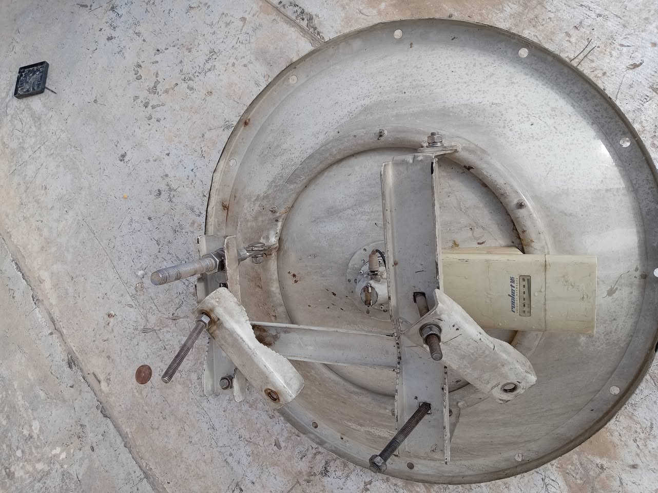 صحن Ubnt.       ٣٠ ديبي بي روكت xm
*********** البياع
