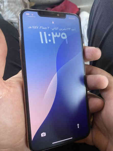 ايفون 11برو ماكس مبدل شاشه اصليه تفليش وبطاريه اصلي دبل خط ذاكره ٢٥٦ كامرت طبع بي خط خفيف بل شاشه مايبن ومامثر شي عل جهاز ٢٢٥وبي مجال شي قليل ***********
***********
