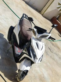 موتوسيكل • للبيع