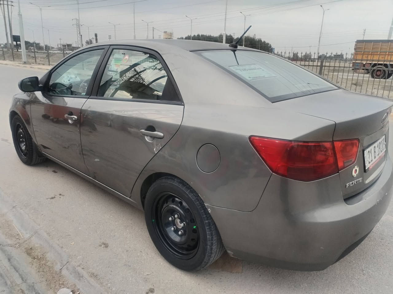 سلام عليكم.. فورتي مديل 11.. مكينه 2000. حداديه تخم تاير تبريد جاهزه كير مكينه جدد سعر 90.. مكاني نجف ***********
