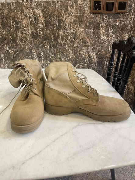 لسلام عليكم تكرمون بصطال قياس 46 جديد السعر 150 اوبي مجال اصلي الي يفيده يتصل على الرقم ***********
