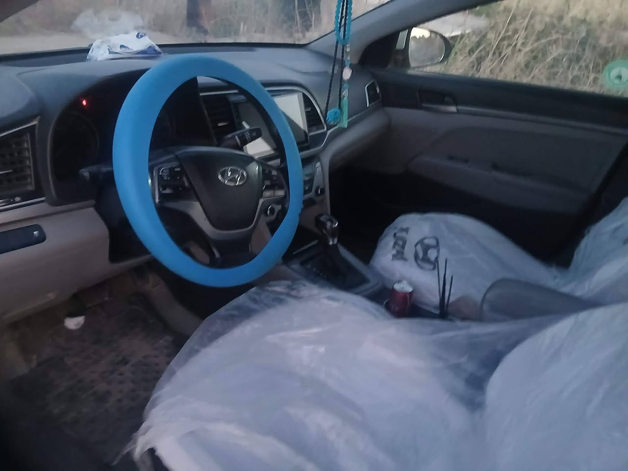 سلام عليكم سياره النترا لون اصفر موديل 17 مكفوله  وارد امريكي سياره تخبل حداديه  مكينه كارتون تخم تاير مكاني ناصريه شطره السعر 105 وبيه مجال  مستعجل مكلف بنشر رقم صاحب السياره ***********
