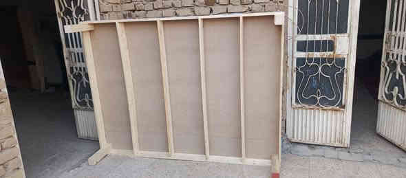 غرفه اخشاب جديده
للبيع مكان النجف عباسيه
السعر 750 الف هاتف ***********
