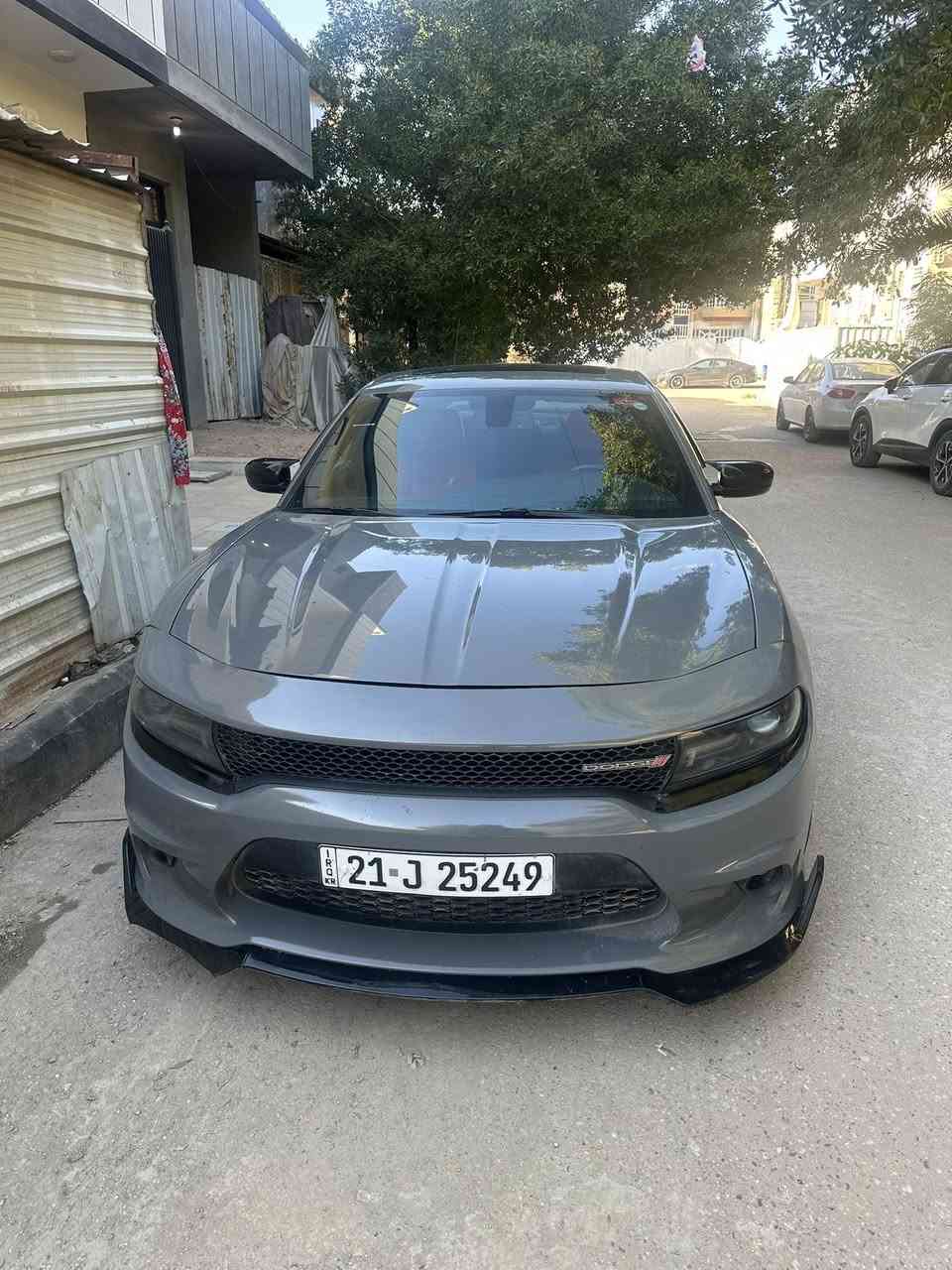 جارجر ٢٠١٧ sxt
6 سلندر مكينه ٣٦٠٠
فول مواصفات 

سلايد
جلد 
شاشه كبيره 
كاميرا دواره
ويل 20

حادث جدا بسيط
بنيد محدث جيتي

ماشيه 61 ميل

 والسونار مرفقه 

السعر 203

مكان السياره بغداد الدوره للتواصل واتساب واتصال ***********
