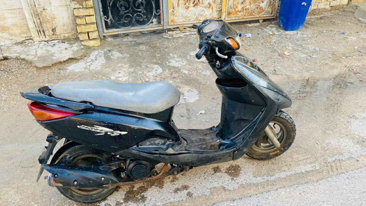 سلام عليكم للبيع
دراجه ابريز يرادلها ترتيبات على سلف على اشاير 

تشتغل هندر واحد ابكل وقت سعر 350 مكان بغداد بلديات 

للاستفسار ***********
