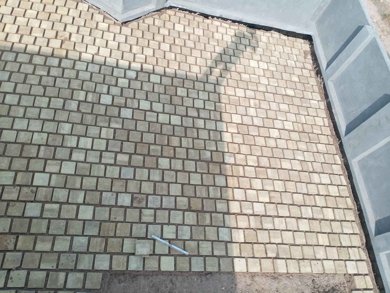 (اسلام عليكم (احمي سطحك من الحراره الرطوبه كادر متميز بتطبيك السطوح بالفرشي عملنا حسب الطلب كرسته وعمل او بس عمل) (واليكم بعض من أعمالنا) للإستفسار على الأرقام التاليه *********** او ***********( ملاحضه اسعارنا مناسبه)

