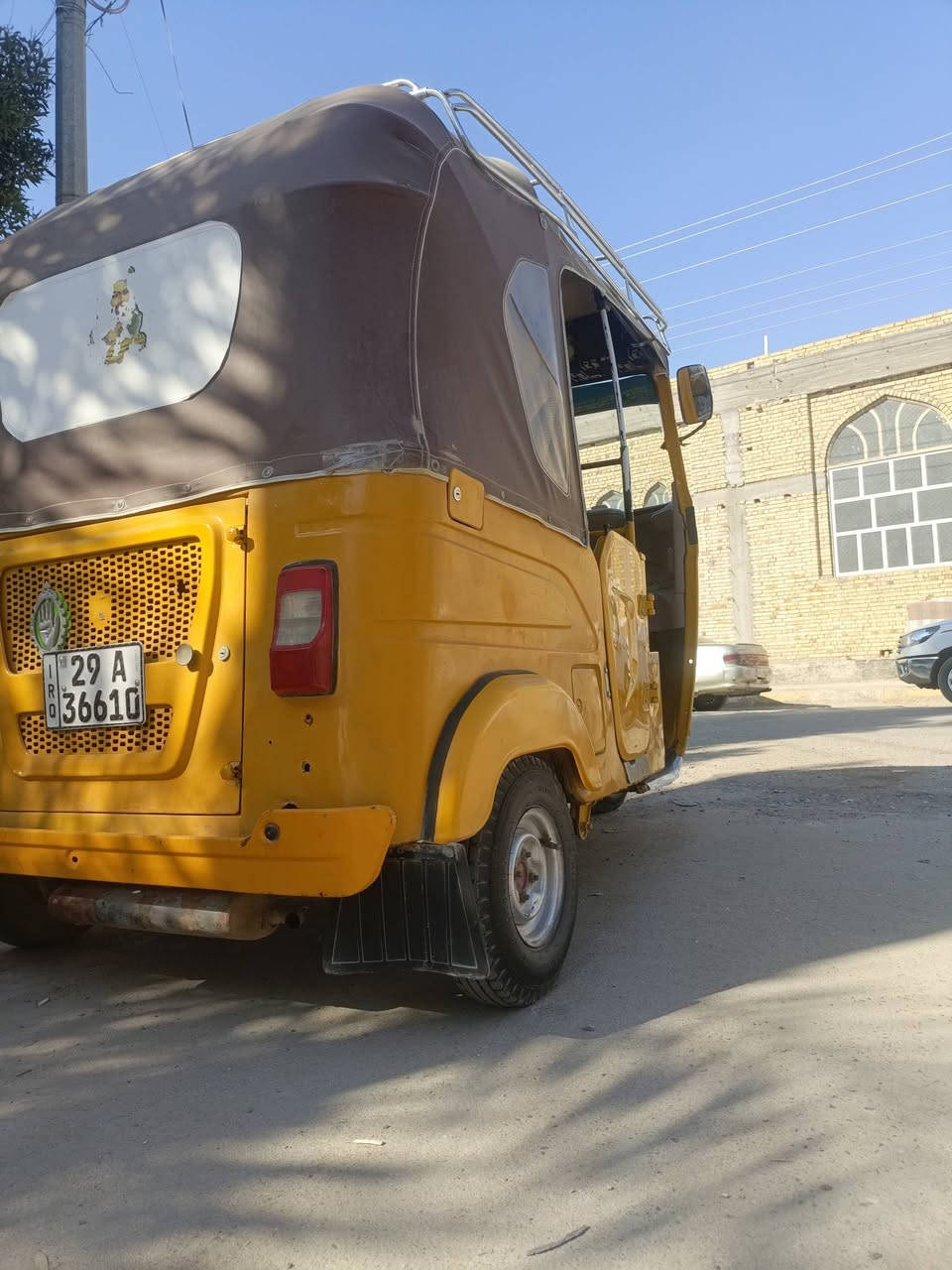 تكتك للبيع 21. شهر. 11.
رقم. وسنويه.  لوحات. طالعه. رقم. واصط 
شراي. خابر.   *********** مكلف.  بل. نشر 
 المكان.  قضاء. دوايه
