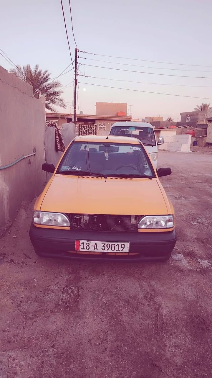 سلام عليكم سايبه للبيع مديل 18 بيه قبق جنطه بدون اي دواخل وبيه خسفه بلجاملغ مال العبري زغيرونه حييل سيالر كير مكينه جدد تبريد ثلج 💎 كهربايات كله شغاله وسياره كلش ناعمه وخير من الله سعره 47 اوبيه مجال حك الجيه   وهيه وغرامات كله مصفره رقمي ***********
