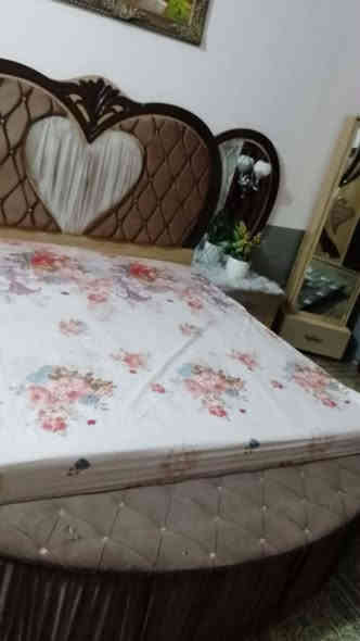 غرفة نوم تركي سعر ٨٥٠ / *********** ***********
