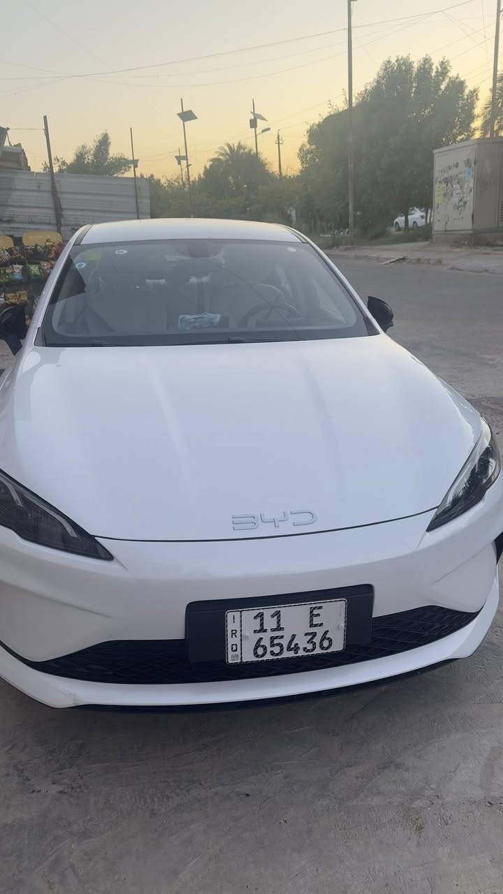 BYD seal 05 زيرو
- السيارة مرقمة وكاملة زيرو ماشية فقط ٥٥٠km 

- بيها شخط بسيط بلدعامية 

- بيها اضافات بسيطة كفرات مري وسكوبات 

وارضيات روزلاين 5D 

ودواسات جانبية BYD 

السيارة بعدها جديدة ومامستخدمة 

سعرها 20800 وبيها مجال بسيط

مكاني بغداد الشعلة

***********
