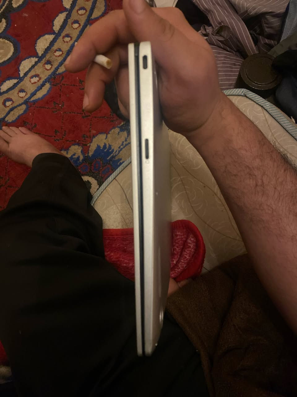 السلام عليكم لابتوب كروم بوك منصبلها ويندوز معالج الجيل الثامن شحن تايب سي 65 واط الشاشة جبارة ولمس  بدون حواف تقريبا الكارت الشاشة انتل كرافيك 650 رام 8 كيكا بس مشكلتها الهارد مالتها صغير تكدر تبدلة 64 اس اس دي للبيع ب 150 قفل سعر الجديدة 520 دولار


**إذا كنت صاحب هذا الإعلان وتريد حذفه لأي سبب، رجاءا أرسل رسالة إلى الدعم الفني**