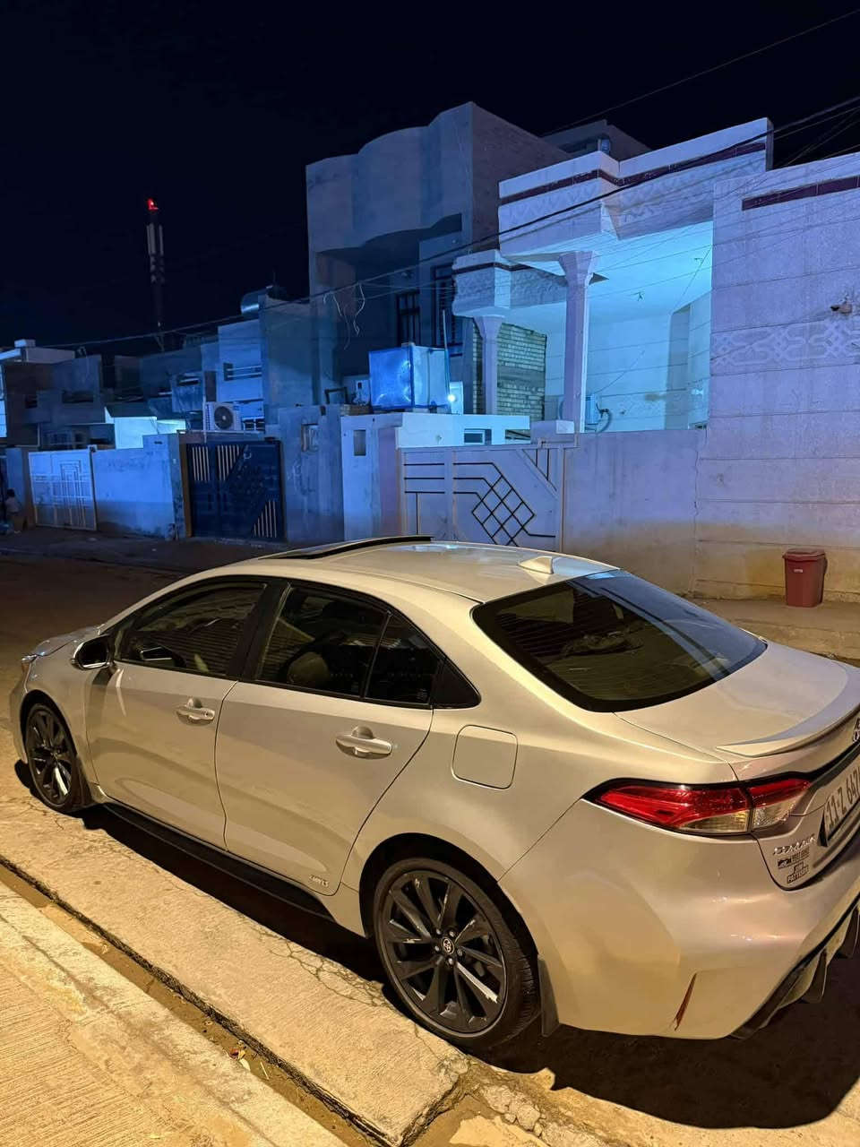 كورلا للبيع أمريكي موديل 23هايبرد
مواصفات SE
قطعتين صبغ بدون داخل
ماشيه ٣٣الف
محرك ولكير مكفولات للاستسفار الاتصال على الرقم ***********
