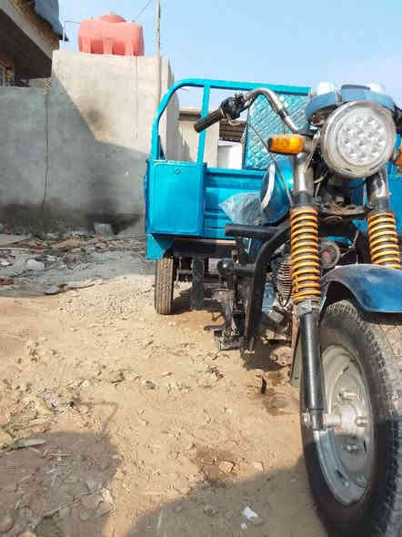 السلام عليكم ستوته للبيع موديل 2014 شاصي واوراق مكفولات السعر 1،300 المكان كوت شارع النفط الشراي يتصل *********** 
***********
