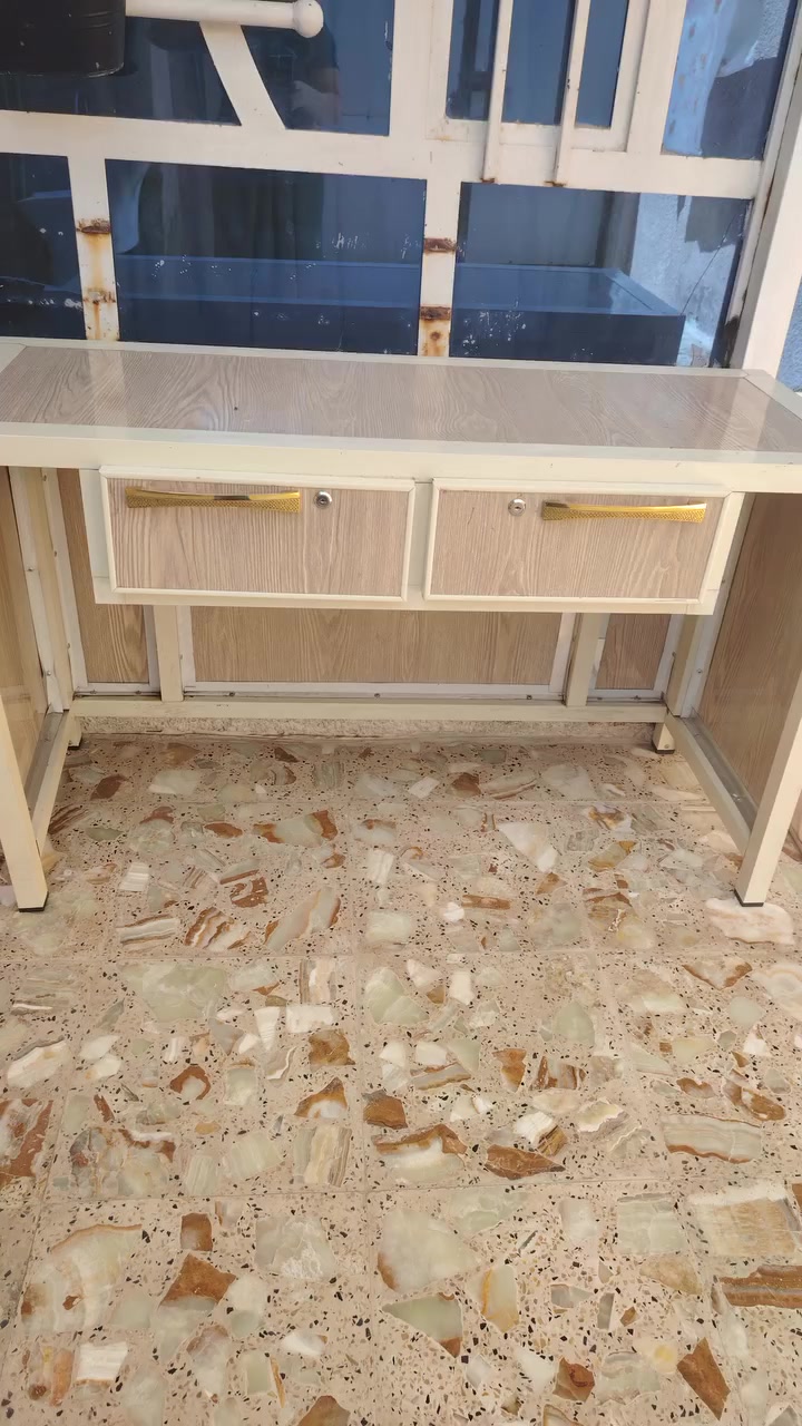 ميز المنيوم يفيد صالون ويفيد كاشير للبيع نضيف جدا مكان زعفرانيه سعر ٦٥


**إذا كنت صاحب هذا الإعلان وتريد حذفه لأي سبب، رجاءا أرسل رسالة إلى الدعم الفني**